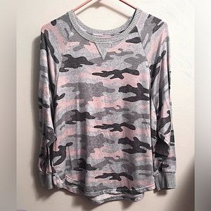 Secret Treasures Lightweight Sweater